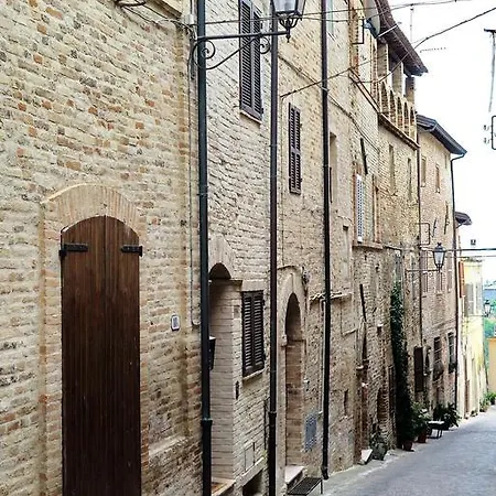 La Casa Di Clelia 住宿加早餐酒店 *